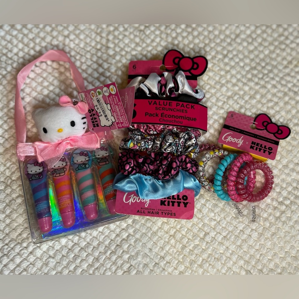 Hello Kitty Hair and Lip Accessories Set